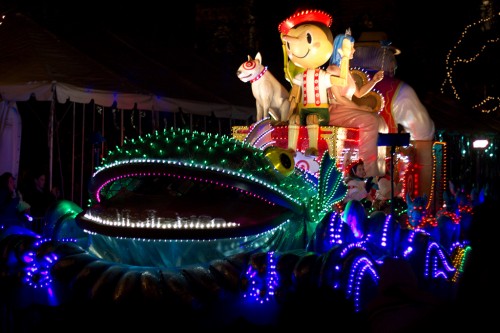 En paradevogn med Pinochio
